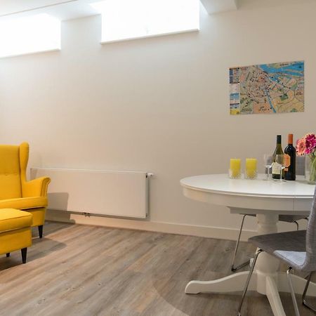 Clean And Modern Nassau Canal Apartment Amsterdam Exteriör bild