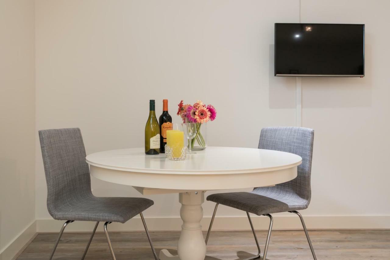 Clean And Modern Nassau Canal Apartment Amsterdam Exteriör bild